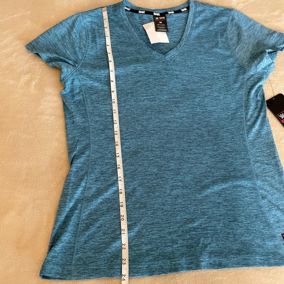 Tapout V-Neck Active Performance Top - Size M - Picture 8 of 10